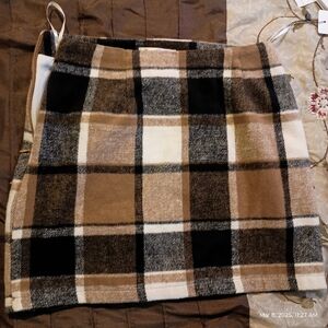 Black and Tan Mini Pencil Skirt for Casual Wear